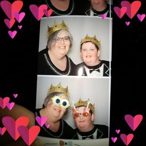 Meet your Posher, Lara